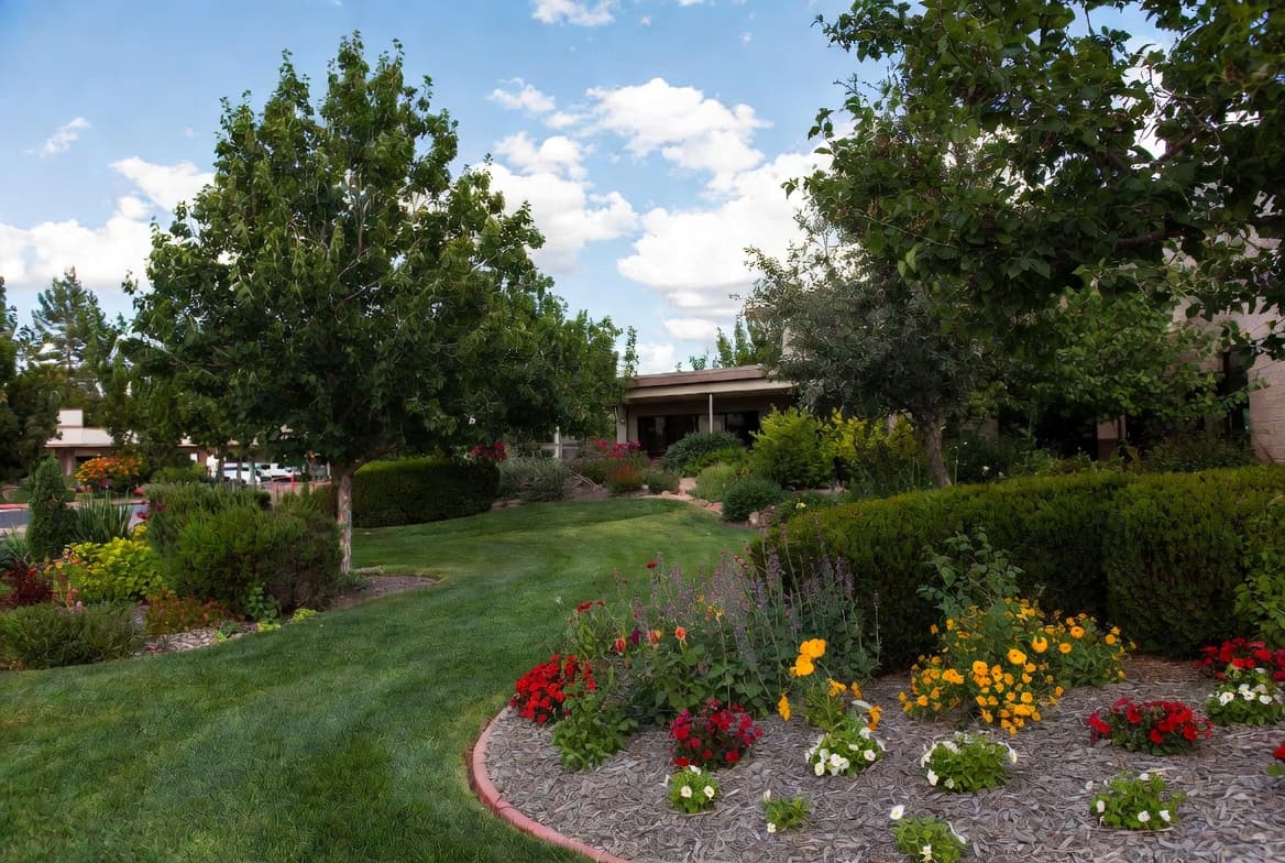 Commercial grounds maintenance in Colorado Springs